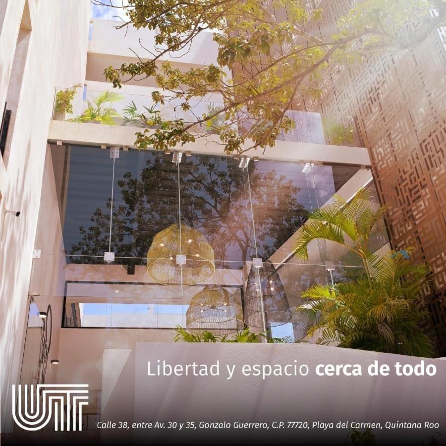 Appartamento Urban Towers Playa Del Carmen Esterno foto