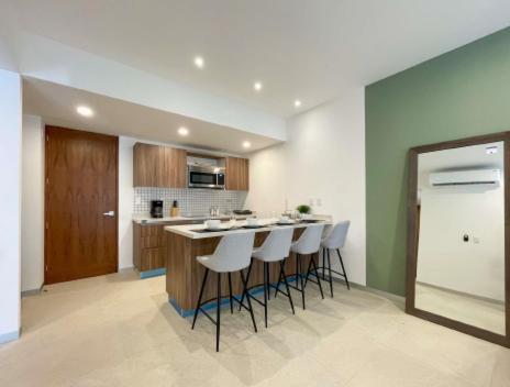 Appartamento Urban Towers Playa Del Carmen Esterno foto